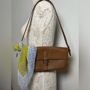 Beautiful brown leather coach shoulder bag